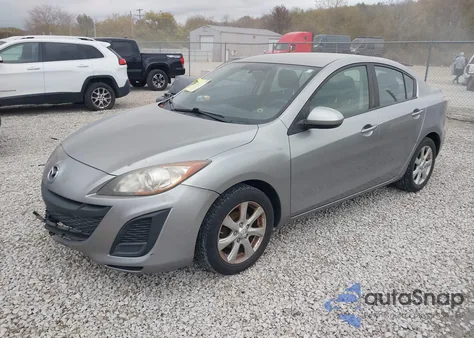 2011 Mazda Mazda3 I Touring из США, поврежденный, VIN JM1BL1VG4B1375544